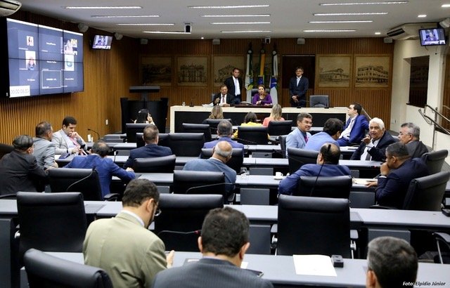 Emenda à Lei Orgânica que trata da Reforma da Previdência é aprovada em primeira discussão