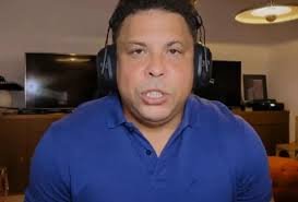 Ronaldo Fenômeno publica carta para Neymar: “Não exalte covardes e invejosos. Você vai dar a volta por cima”