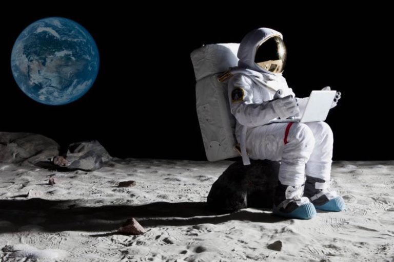 NASA planeja que humanos vivam na Lua ainda nesta década