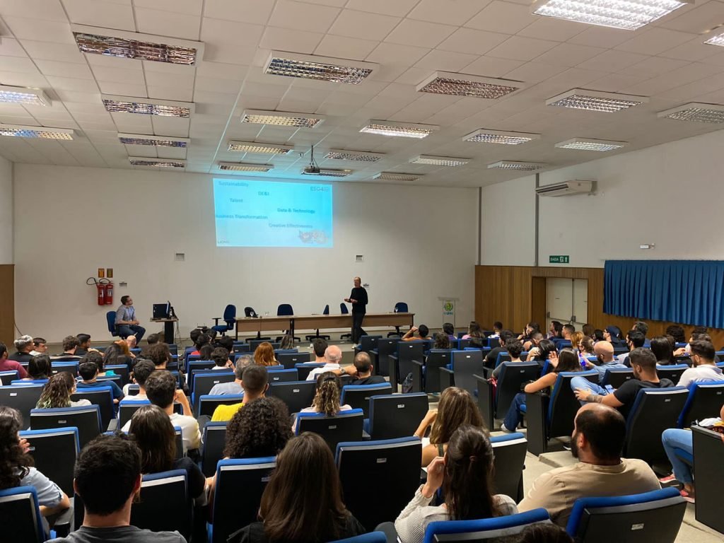 Mercado publicitário: Evento do Sinapro/RN lota auditório na UFRN para apresentação de cases do Cannes Lions