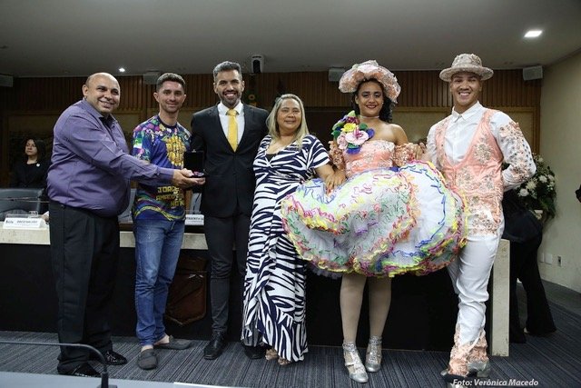 Câmara de Natal celebra cultura potiguar com entrega da Comenda Deífilo Gurgel