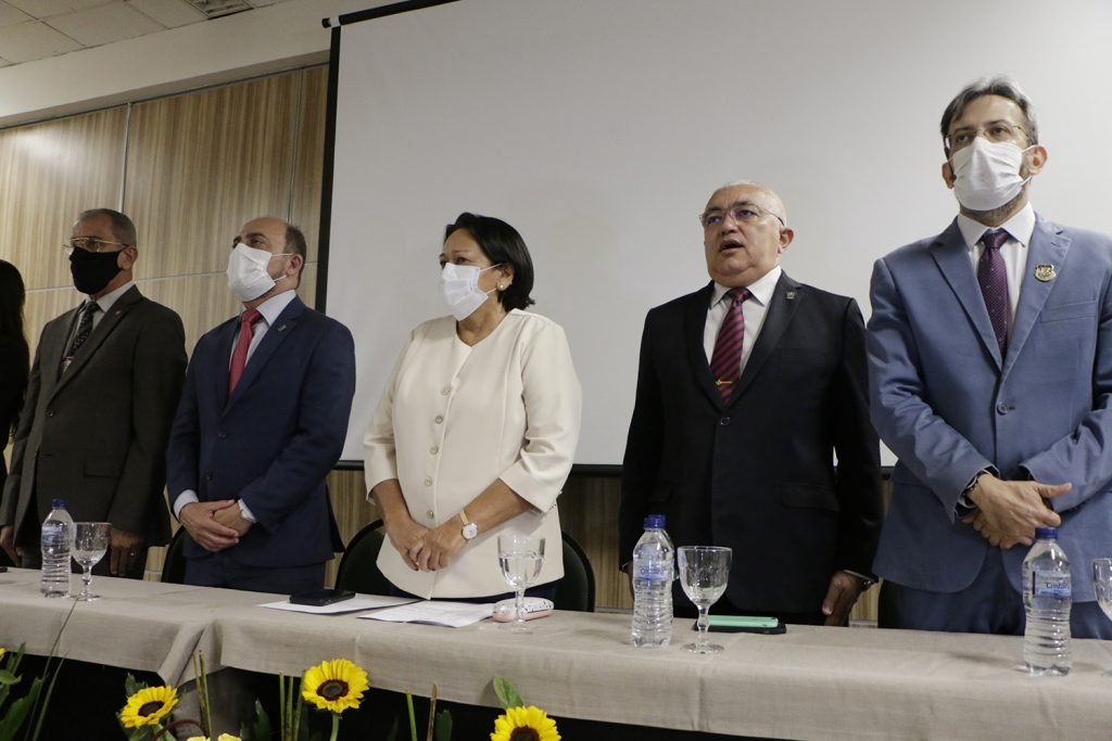 Governo empossa 281 novos servidores no Itep