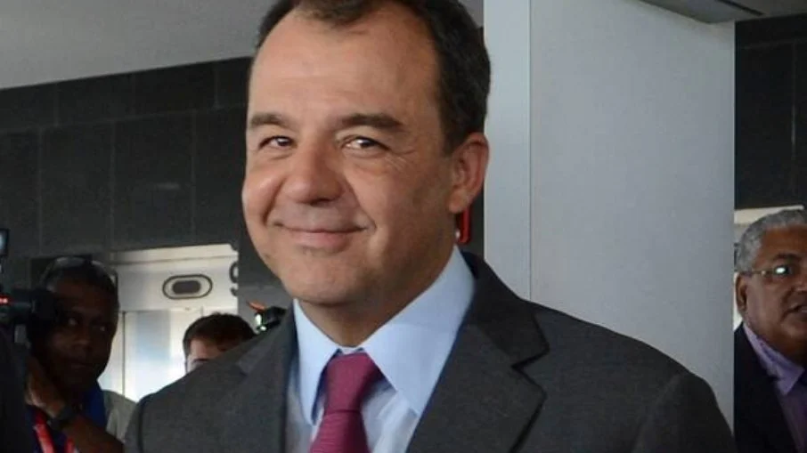 O crime compensa: Cabral não tem dia para deixar a cela e vai morar de frente para o mar