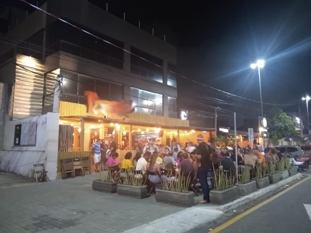 Bares e restaurantes são notificados por poluição sonora na zona Sul no fim de semana