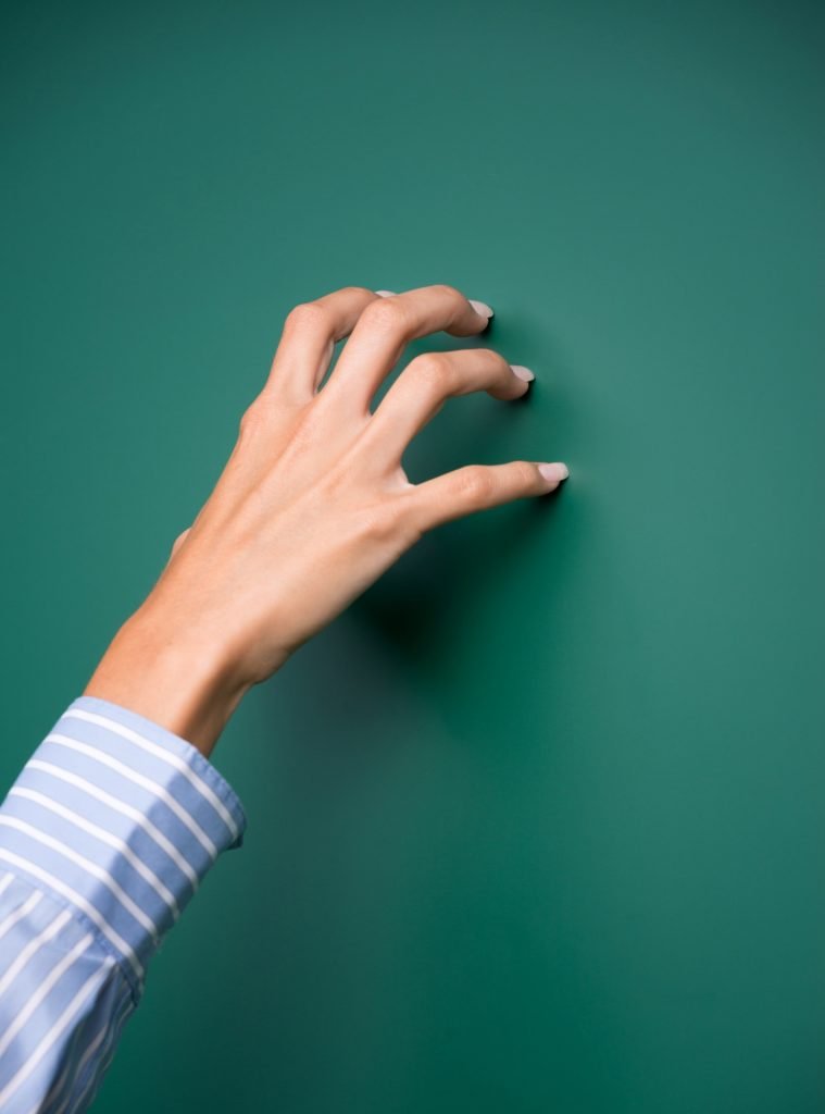 Misofonia: saiba o que é a síndrome que deixa pessoas extremamente irritadas ao ouvirem certos sons