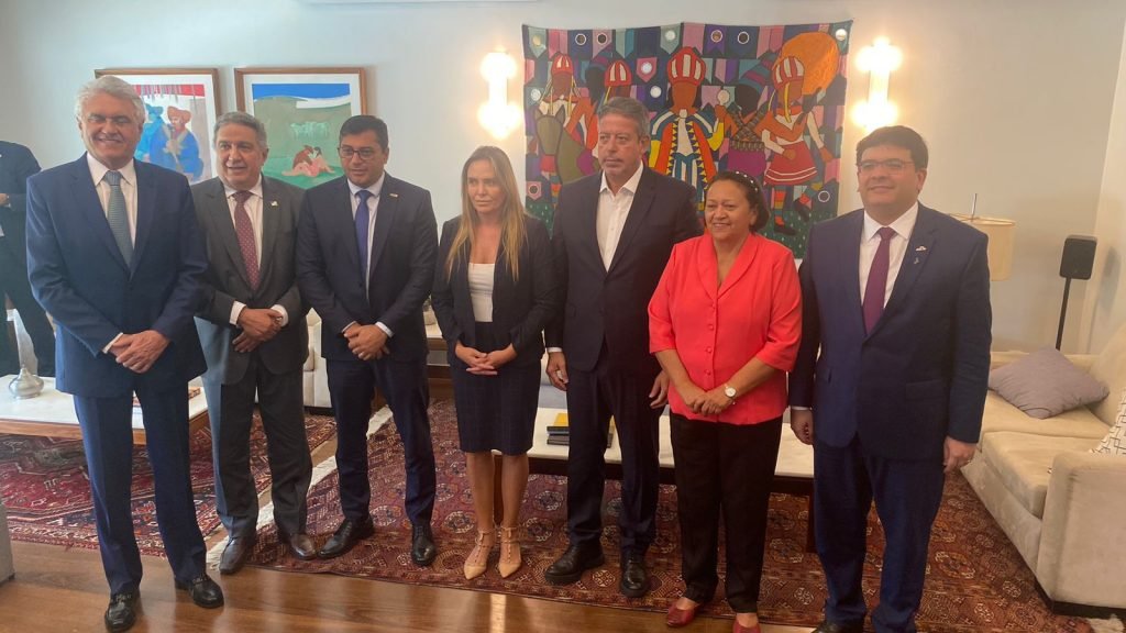 Em Brasília, governadores buscam compensação para perdas no ICMS