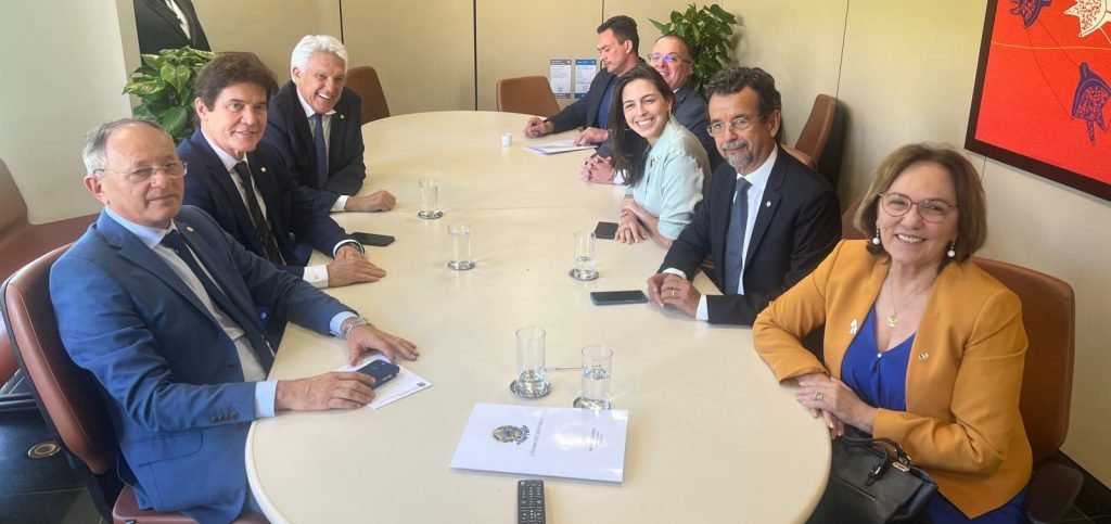 Robinson Faria participa da reunião da bancada federal em Brasília