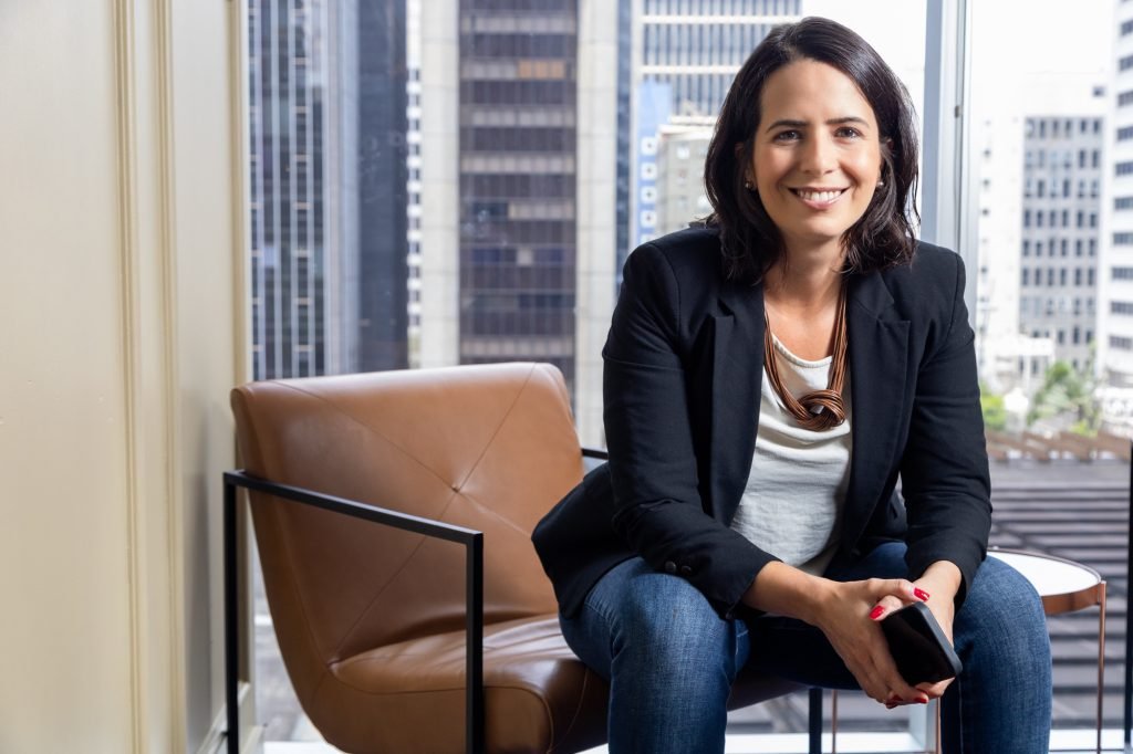 Mais de 70% das empresas devem manter ou ampliar trabalho remoto em 2023, indica pesquisa