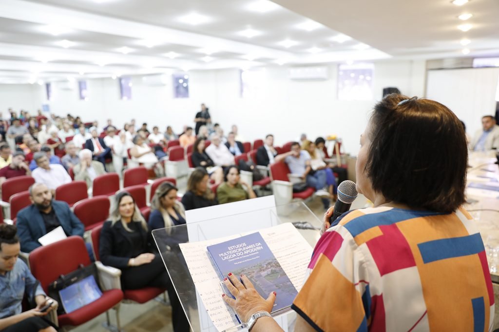 Fátima defende água como direito de todos e dever do Estado