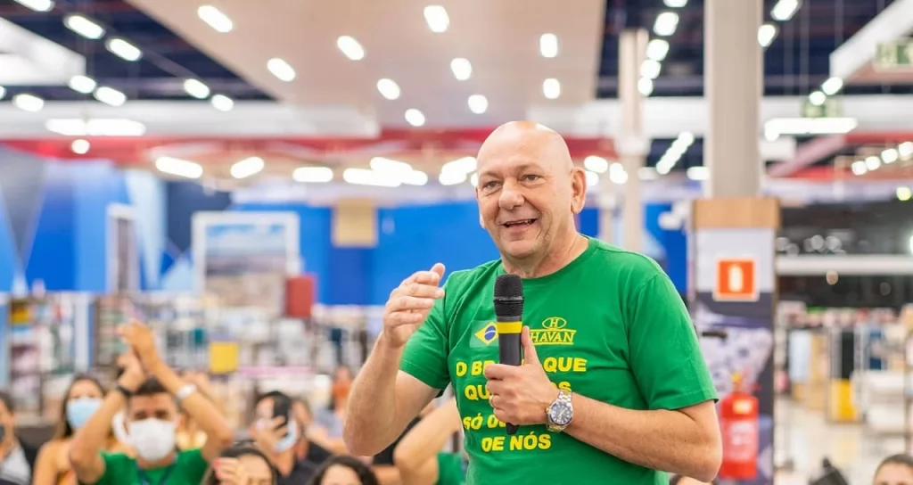 Culpa das varejistas chinesas? Hang, da Havan, perde US$ 1,6 bi e despenca de lista de mais ricos