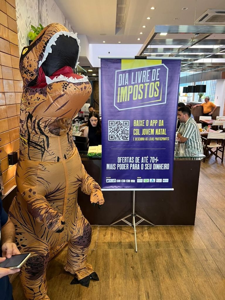 CDL Jovem Natal realiza almoço no restaurante Dom Pimenta para lançamento do Dia Livre de Impostos 2023