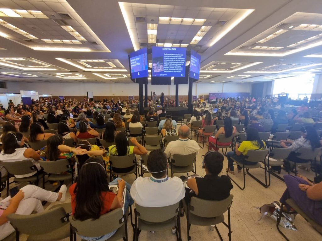 Com recorde de público, Congresso da Liga é encerrado com palestras sobre cuidados paliativos