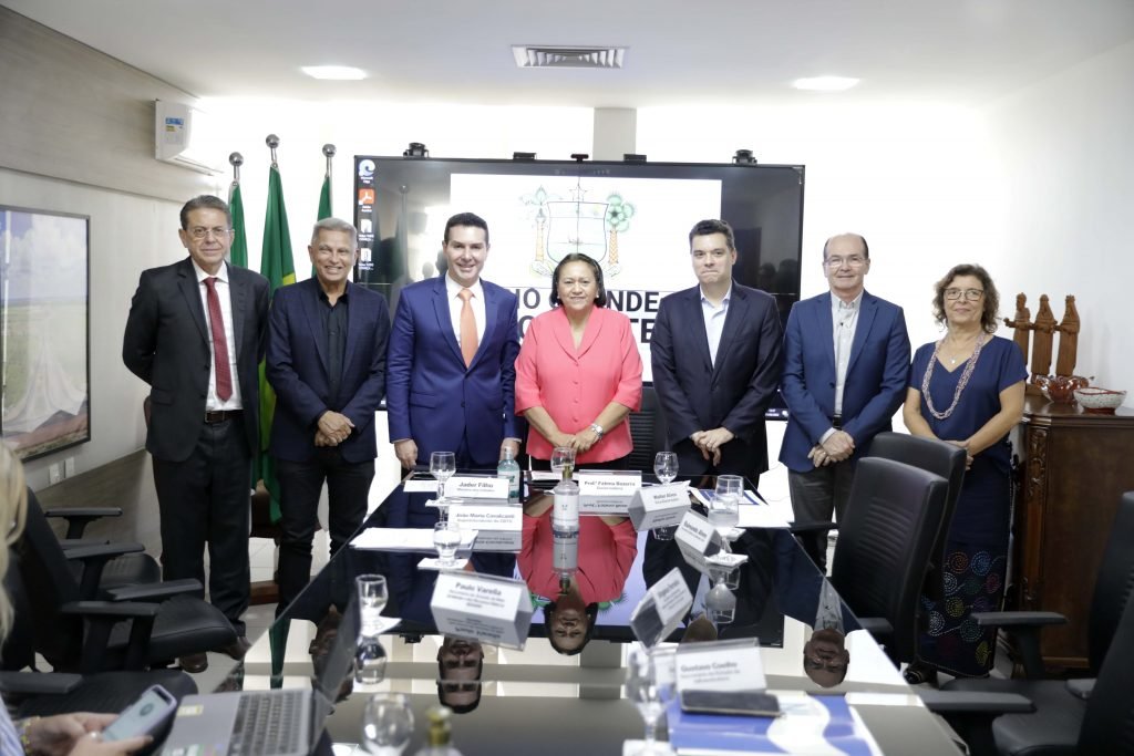 Governo define com ministro retomada de investimentos em transporte, moradia e aterros sanitários