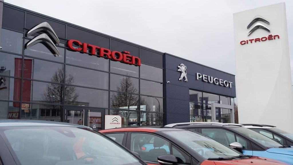 Concessionários Peugeot-Citroën alegam ter carros de má qualidade; entenda
