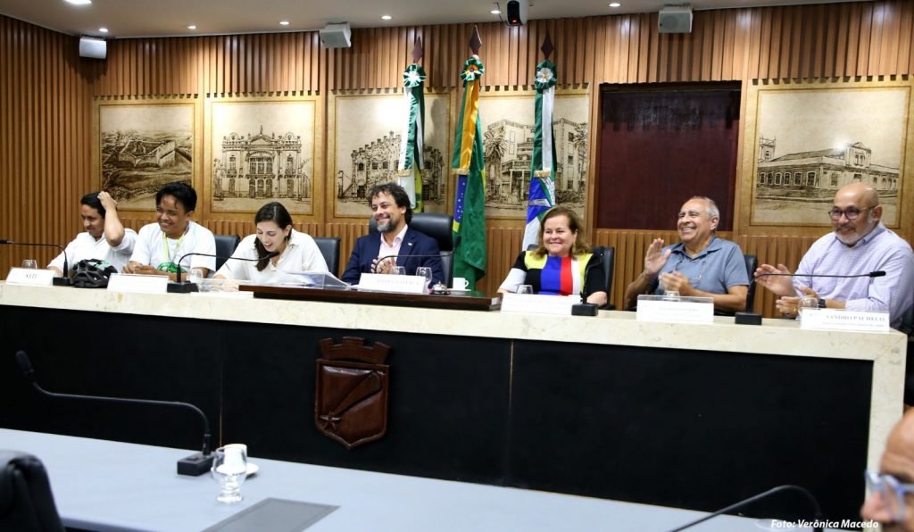 CMN promove debate sobre trincheira no cruzamento da Hermes com Alexandrino