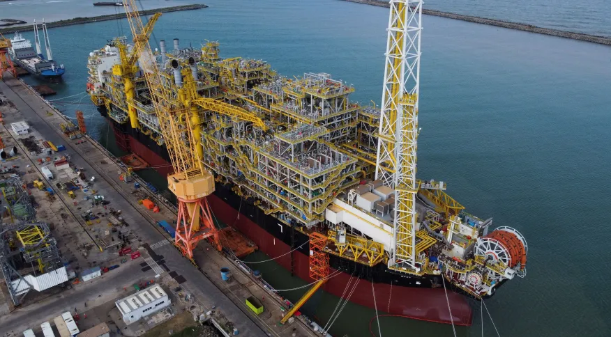 Exclusivo: Sonda é retirada da bacia da foz do Amazonas pela Petrobras, veja imagens