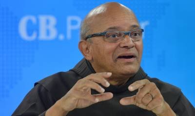 Frei David atira: “Igreja Católica é racista e se afasta dos jovens”