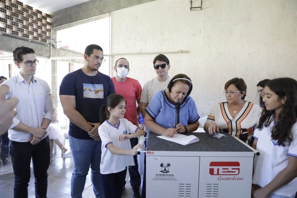 Governadora autoriza início da reforma de mais duas escolas estaduais, e melhorias na casa do estudante, em Caicó-RN