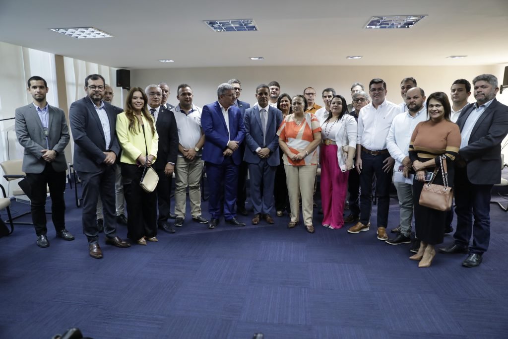 Governo do RN e Fecam planejam ampliar emissão de ‘carteiras de identidade’