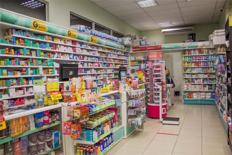 Farmácias já podem fazer 47 tipos de exames clínicos: veja lista!