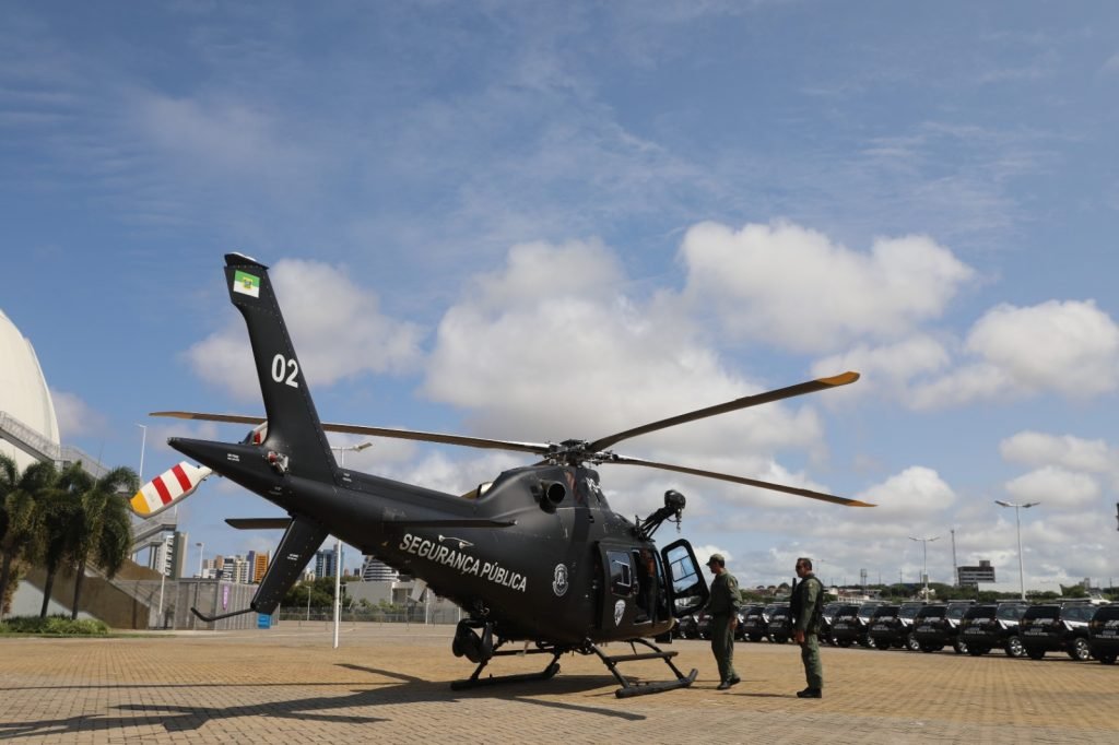 Governo do RN e Governo Federal entregam novo helicóptero e mais 150 viaturas para reforço da segurança pública potiguar