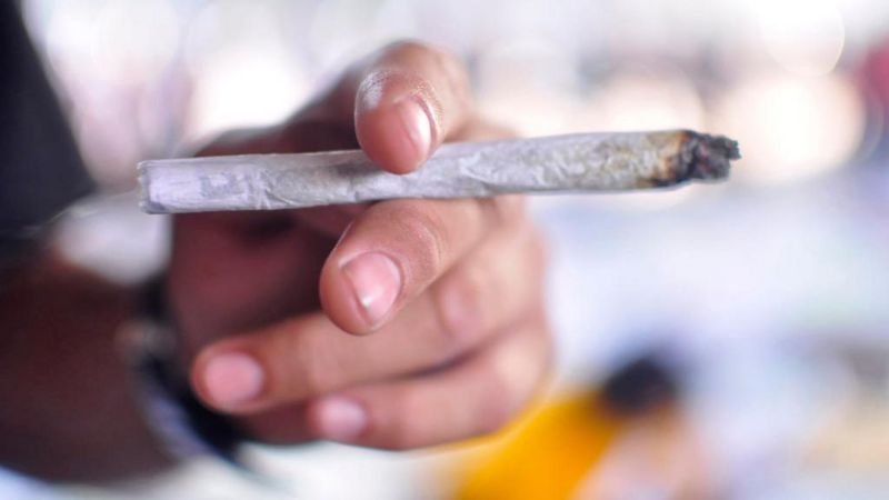 Soltura automática? O que pode acontecer com presos se STF liberar porte de drogas