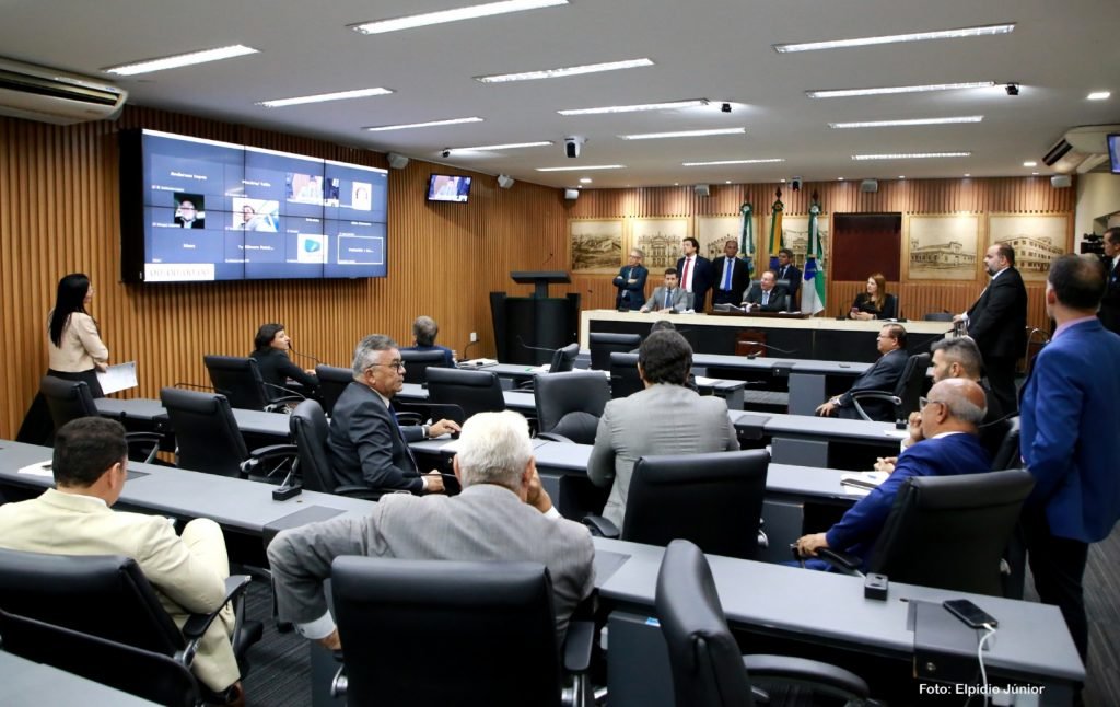 Projeto para punir invasão de propriedades passa na Comissão de Finanças