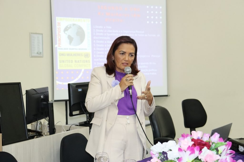 Palestras das delegadas Sheila Freitas e titular da DEAM Macaíba, Priscila Guerra, marcam evento da Semthas alusivo ao Agosto Lilás