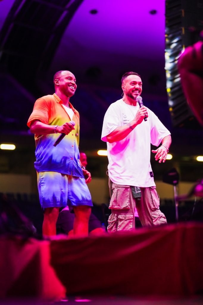 Tardezinha Natal bate recorde de arrecadação de alimentos na turnê nacional do projeto