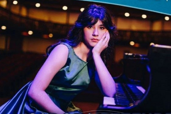 Pianista Isadora Rezende realiza últimas apresentações em Natal antes de partir para Suíça