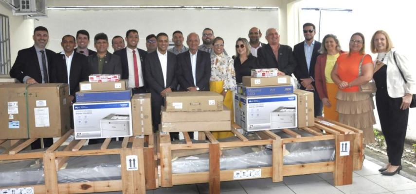 Câmara de Parnamirim entrega equipamentos para a Saúde do município