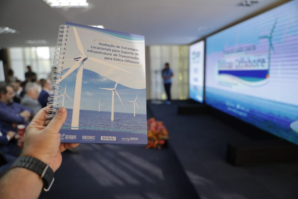 Governo do RN apresenta estudo pioneiro para conexão de projetos eólicos offshore