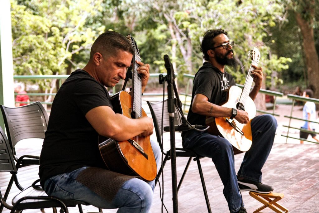Duo Treze Cordas no Parque da Cidade neste sábado (2) no Concertos Potiguares