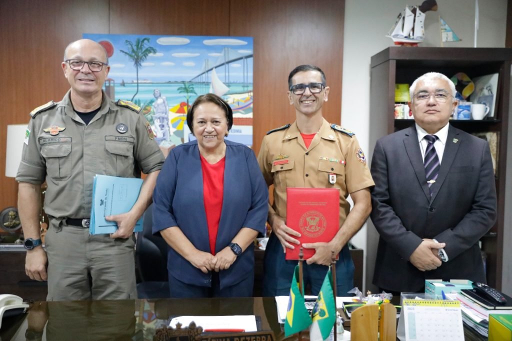 Governadora anuncia promoção de 1.103 agentes de segurança pública