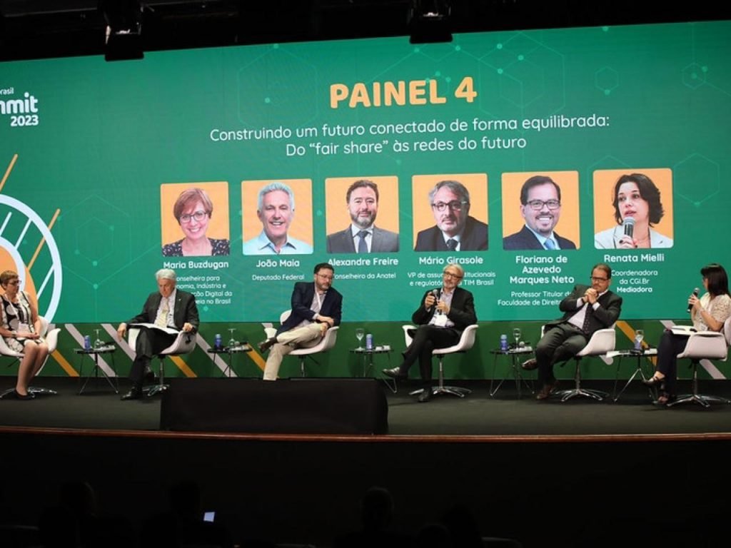 PL do deputado João Maia para regulação das plataformas digitais no Brasil é destaque em evento de líderes empresárias nacionais e internacionais
