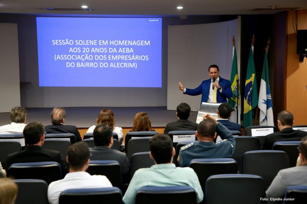 Solenidade celebra 20 anos da Associação dos Empresários do Bairro do Alecrim