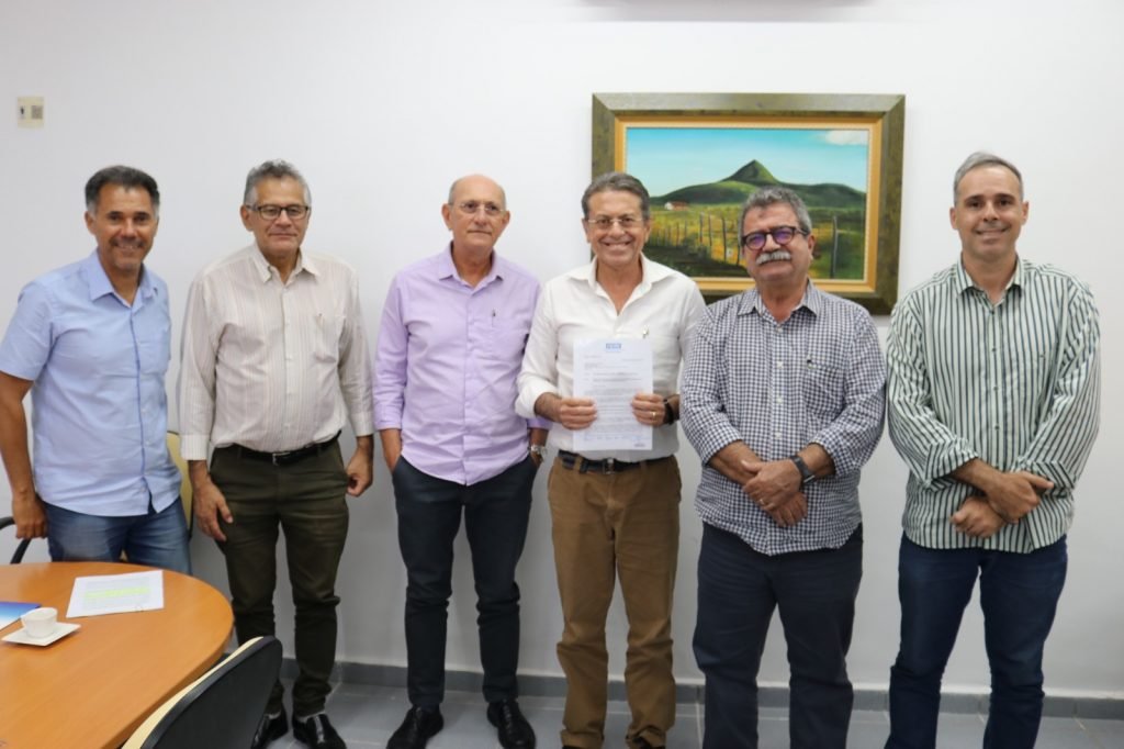 FIERN apresenta proposta sobre cobrança de água bruta à Secretaria de Recursos Hídricos