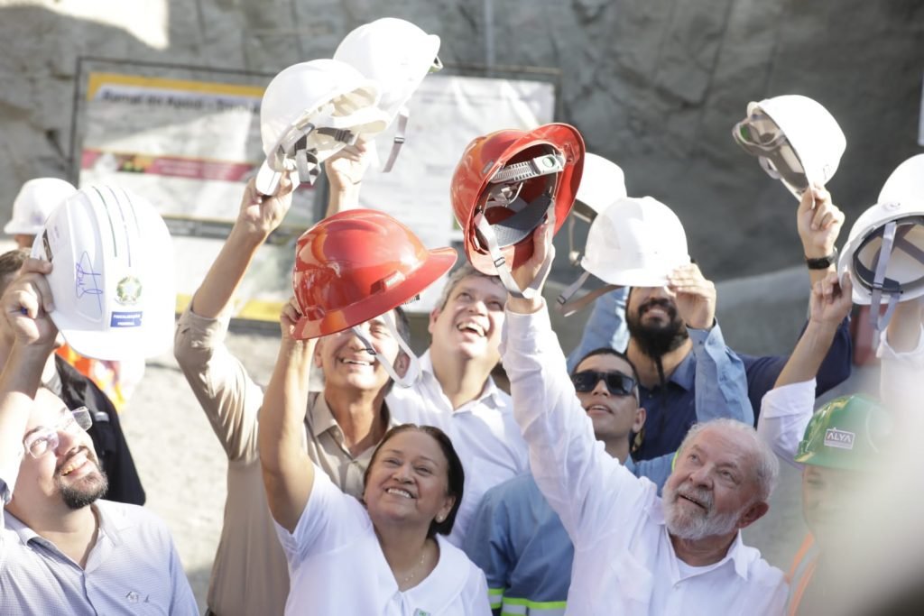 Presidente e Governadora visitam obras do Ramal do Apodi