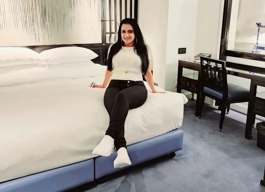 Australiana fatura R$ 3 mil por mês alugando um lado da sua cama de casal