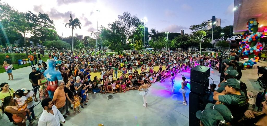 Festa do Dia das Crianças da Prefeitura foi sucesso de público na Praça Pedro Velho