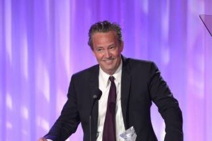 Morte de Matthew Perry comove e sensibiliza artistas, amigos e fãs