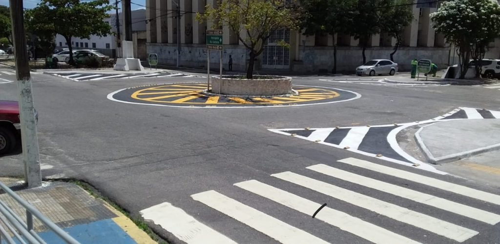 STTU inicia recuperação da sinalização viária do bairro da Ribeira