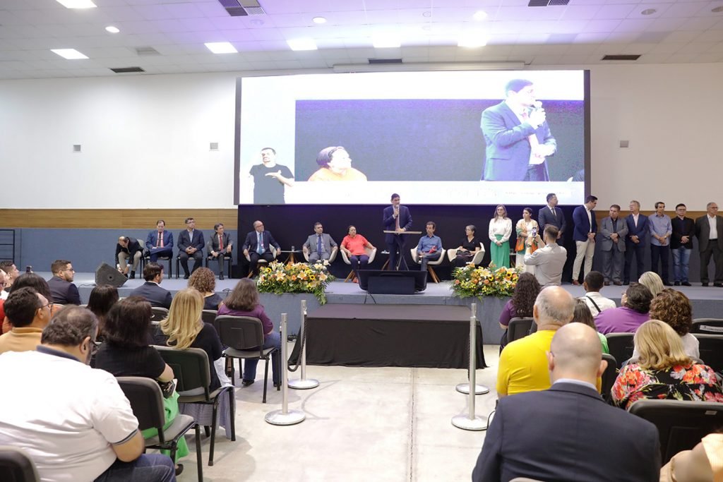 Governadora assina termos e Decretos para aprimoramento da gestão pública do RN