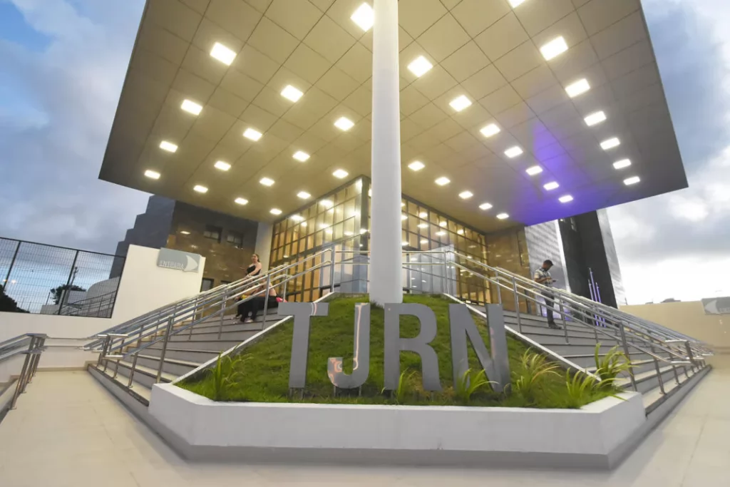 Empresa de médico é processada por suposta fraude em investimentos