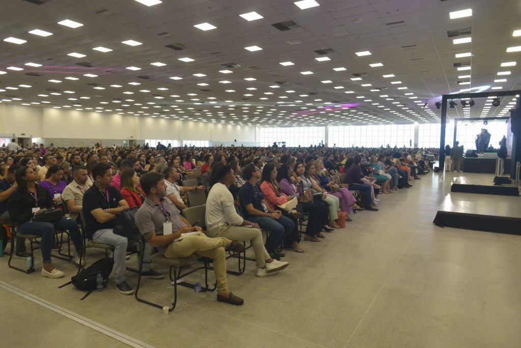 Fórum Negócios consolida-se como o maior festival de empreendedorismo do Brasil e lança novo programa