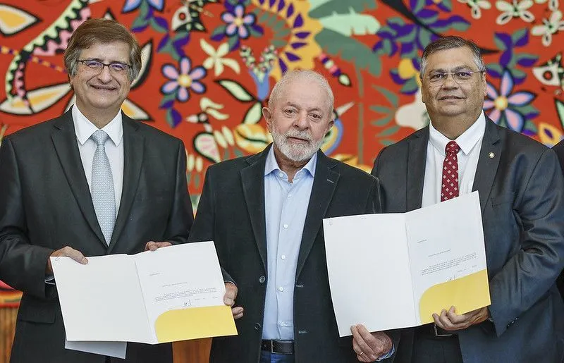 Indicados por Lula, Dino e Gonet são sabatinados no Senado nesta quarta (13)