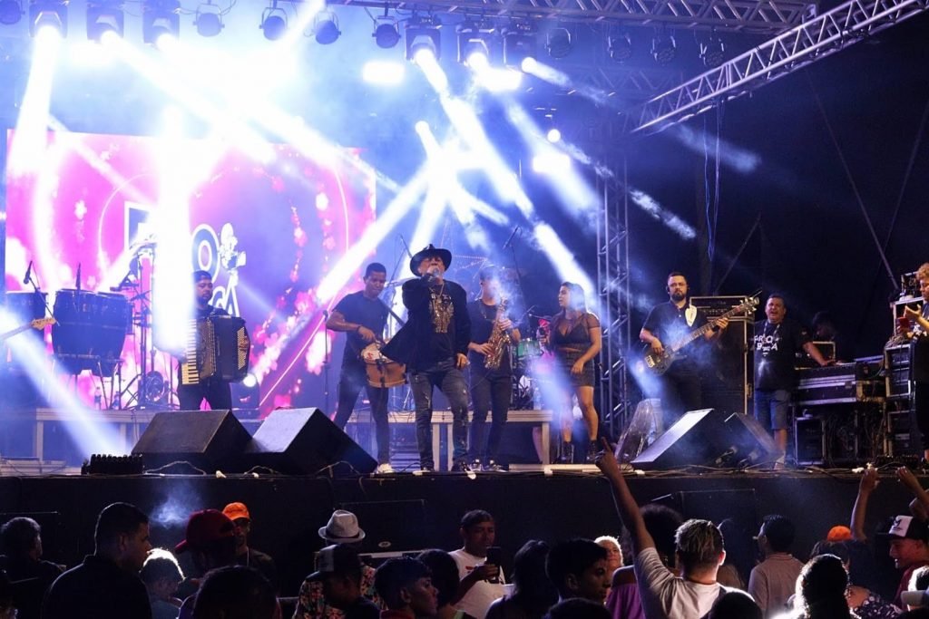 Natal em Macaíba agita público com muito forró em sua terceira noite de shows