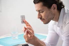 Começam primeiros testes humanos de pílula anticoncepcional masculina sem hormônios