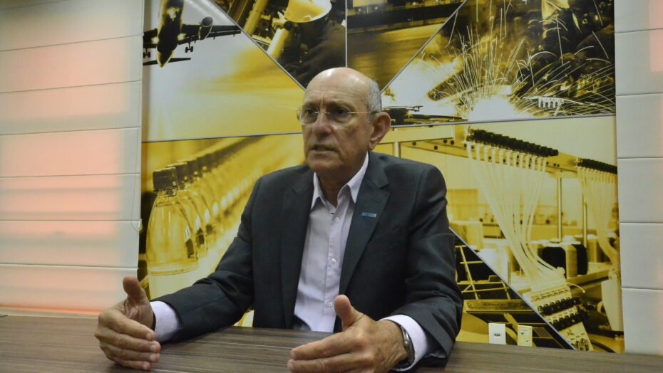 Roberto Serquiz defende privatização da Caern, federalização da Uern e reforma administrativa