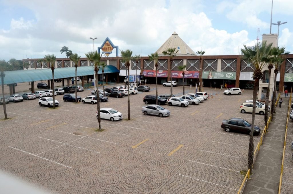 Shopping Via Direta vai a leilão por dívidas com União